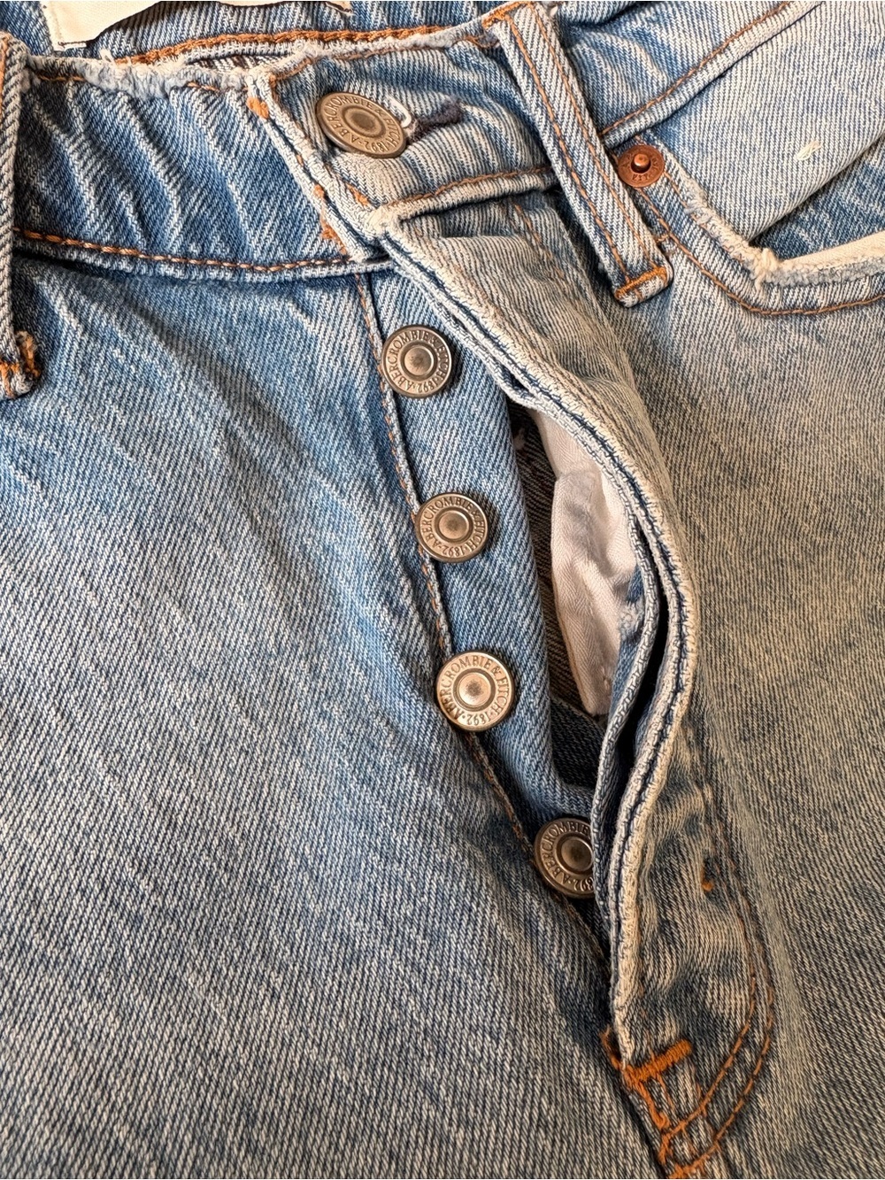 Abercrombie and Fitch The Dad High Rise Jean size 26/2 - Picture 12 of 12
